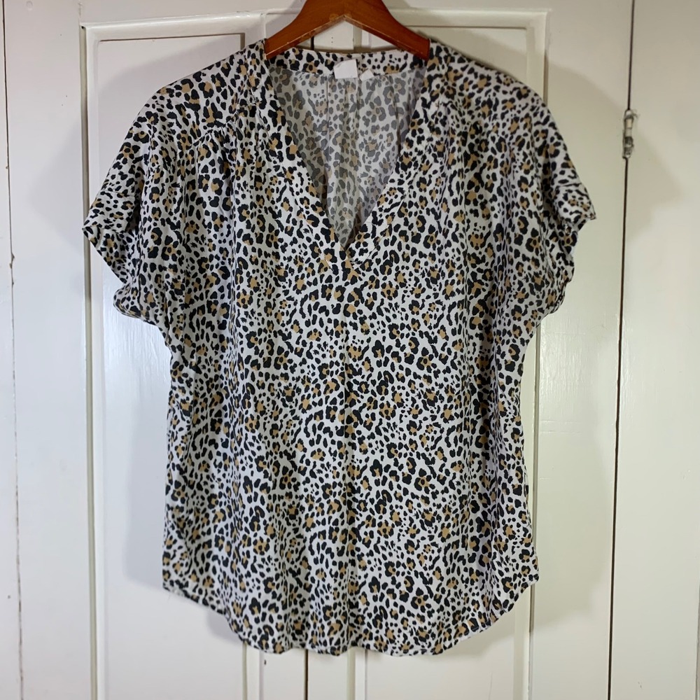 Gap Womens Leopard Print V-Neck Short Sleeve Rayon Blouse Top Large Mob Wife